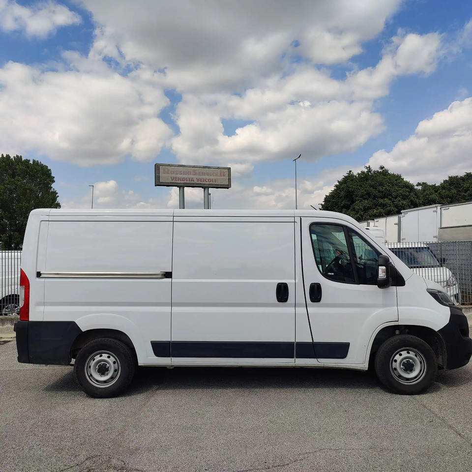 FIAT DUCATO L1H1 140 - Furgon: slika 2 FIAT DUCATO L1H1 140 - Furgon: slika 2