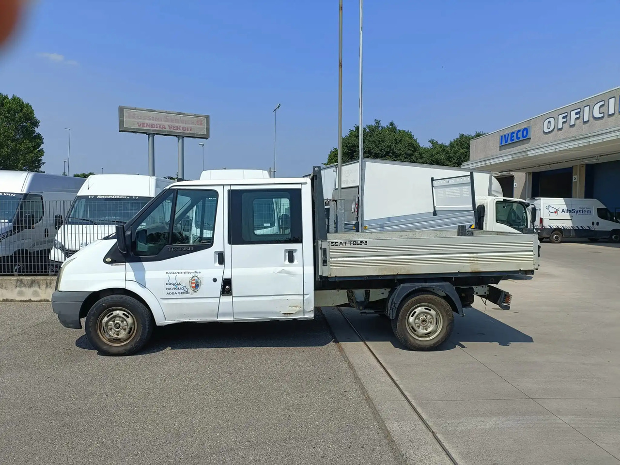 FORD TRANSIT DOPPIA CABINA - Dostavno vozilo sa otvorenom sandukom: slika 4 FORD TRANSIT DOPPIA CABINA - Dostavno vozilo sa otvorenom sandukom: slika 4