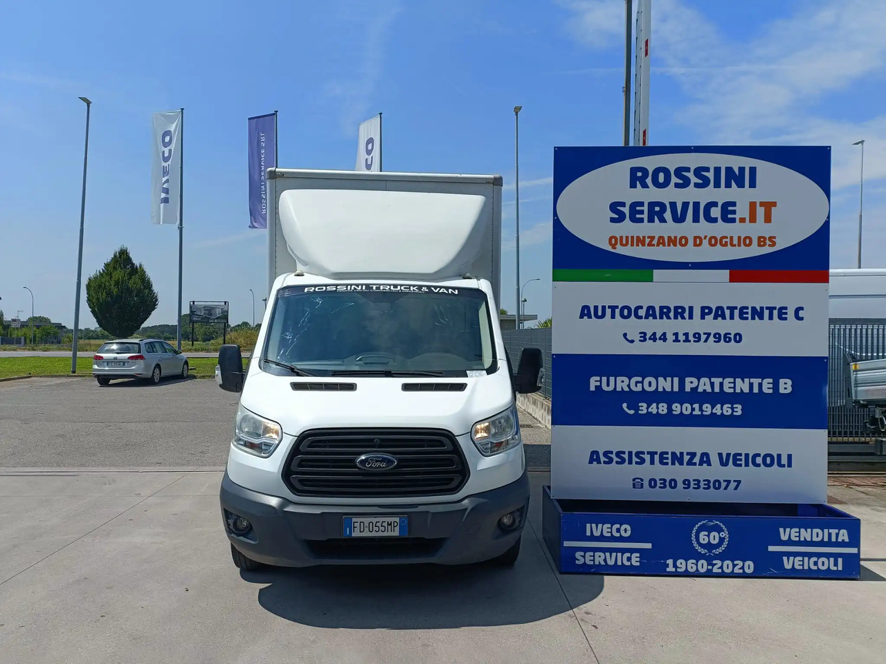 FORD TRANSIT FURGONATO BOX - Dostavno vozilo sa zatvorenim sandukom: slika 2 FORD TRANSIT FURGONATO BOX - Dostavno vozilo sa zatvorenim sandukom: slika 2