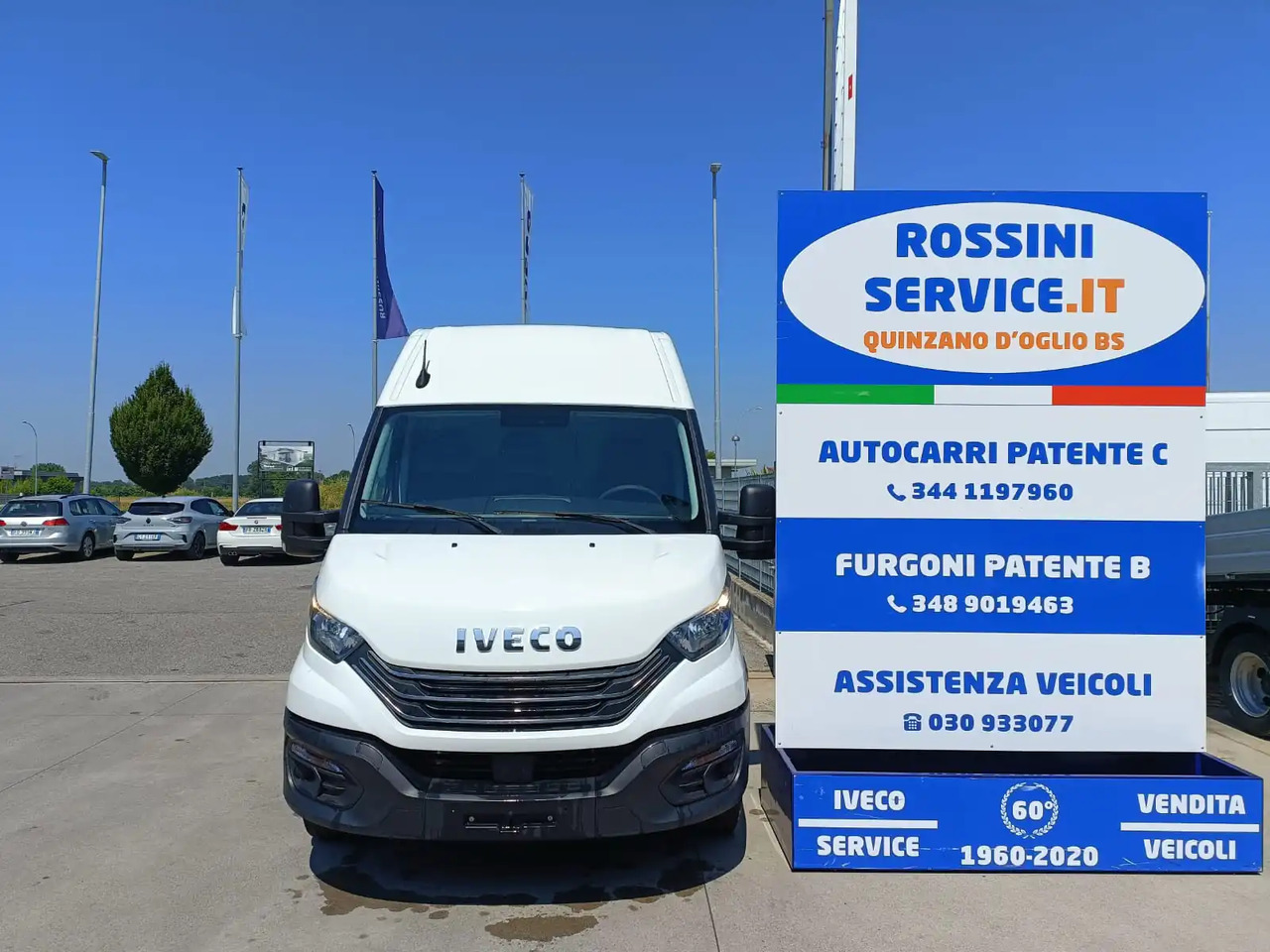 IVECO DAILY 35S14 L2H2 CNG METANO KM 0 - Furgon: slika 2 IVECO DAILY 35S14 L2H2 CNG METANO KM 0 - Furgon: slika 2