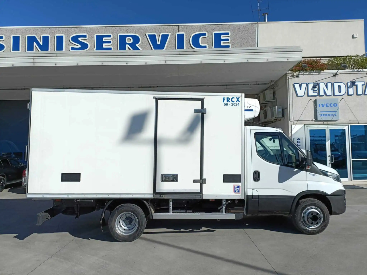IVECO DAILY 60C18 FRCX ATP 06/2024 - Hladnjača: slika 5 IVECO DAILY 60C18 FRCX ATP 06/2024 - Hladnjača: slika 5