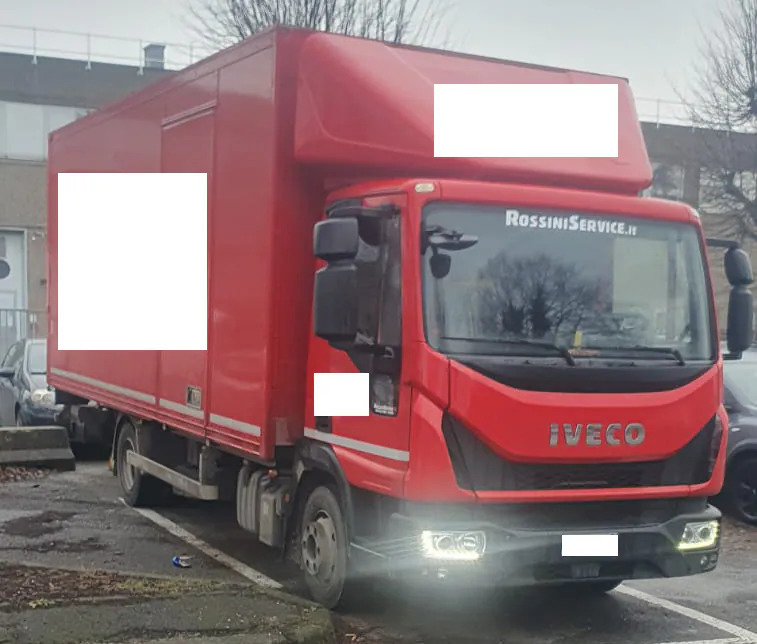 IVECO EUROCARGO 100E18 - Kamion sa zatvorenim sandukom: slika 1 IVECO EUROCARGO 100E18 - Kamion sa zatvorenim sandukom: slika 1