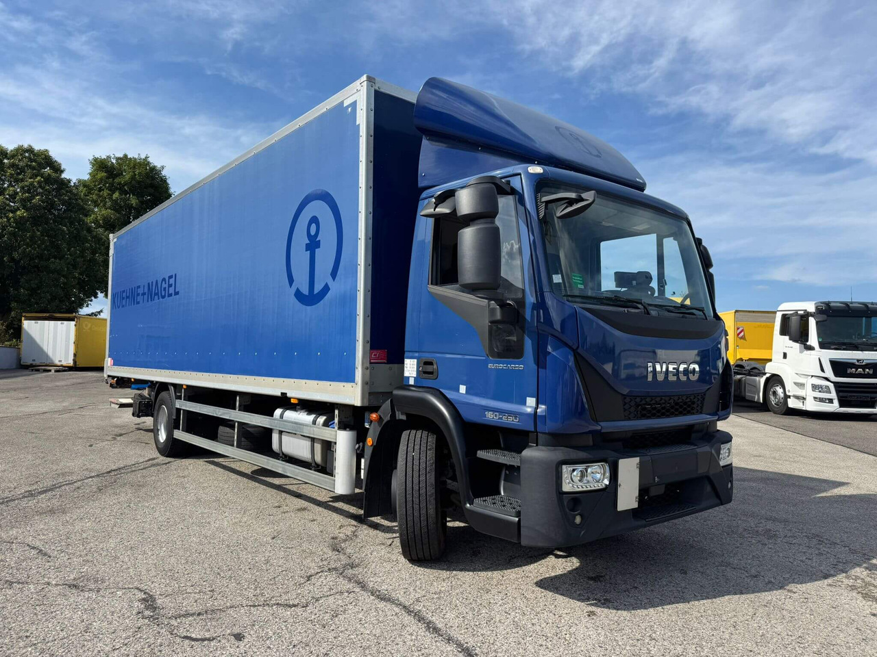 IVECO EUROCARGO 160E25P - Kamion sa zatvorenim sandukom: slika 1 IVECO EUROCARGO 160E25P - Kamion sa zatvorenim sandukom: slika 1