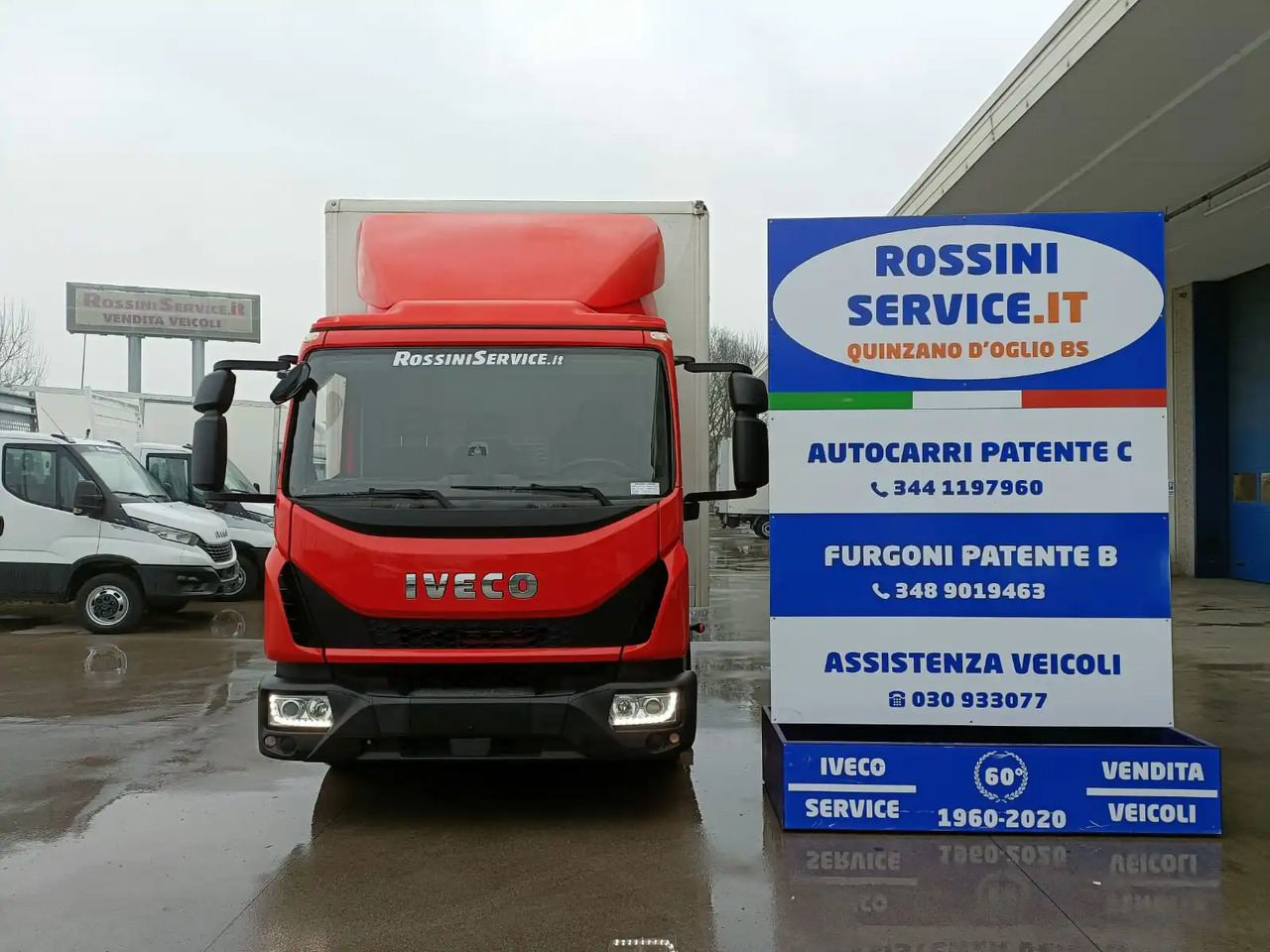 IVECO EUROCARGO 75E19 / 80E19 / 86E19 - Kamion sa zatvorenim sandukom: slika 4 IVECO EUROCARGO 75E19 / 80E19 / 86E19 - Kamion sa zatvorenim sandukom: slika 4
