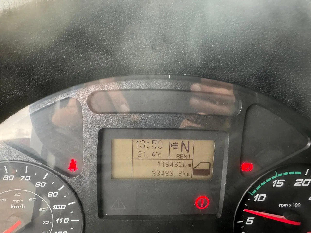 IVECO EUROCARGO 75E19P - Kamion sa golom šasijom i zatvorenom kabinom: slika 5 IVECO EUROCARGO 75E19P - Kamion sa golom šasijom i zatvorenom kabinom: slika 5