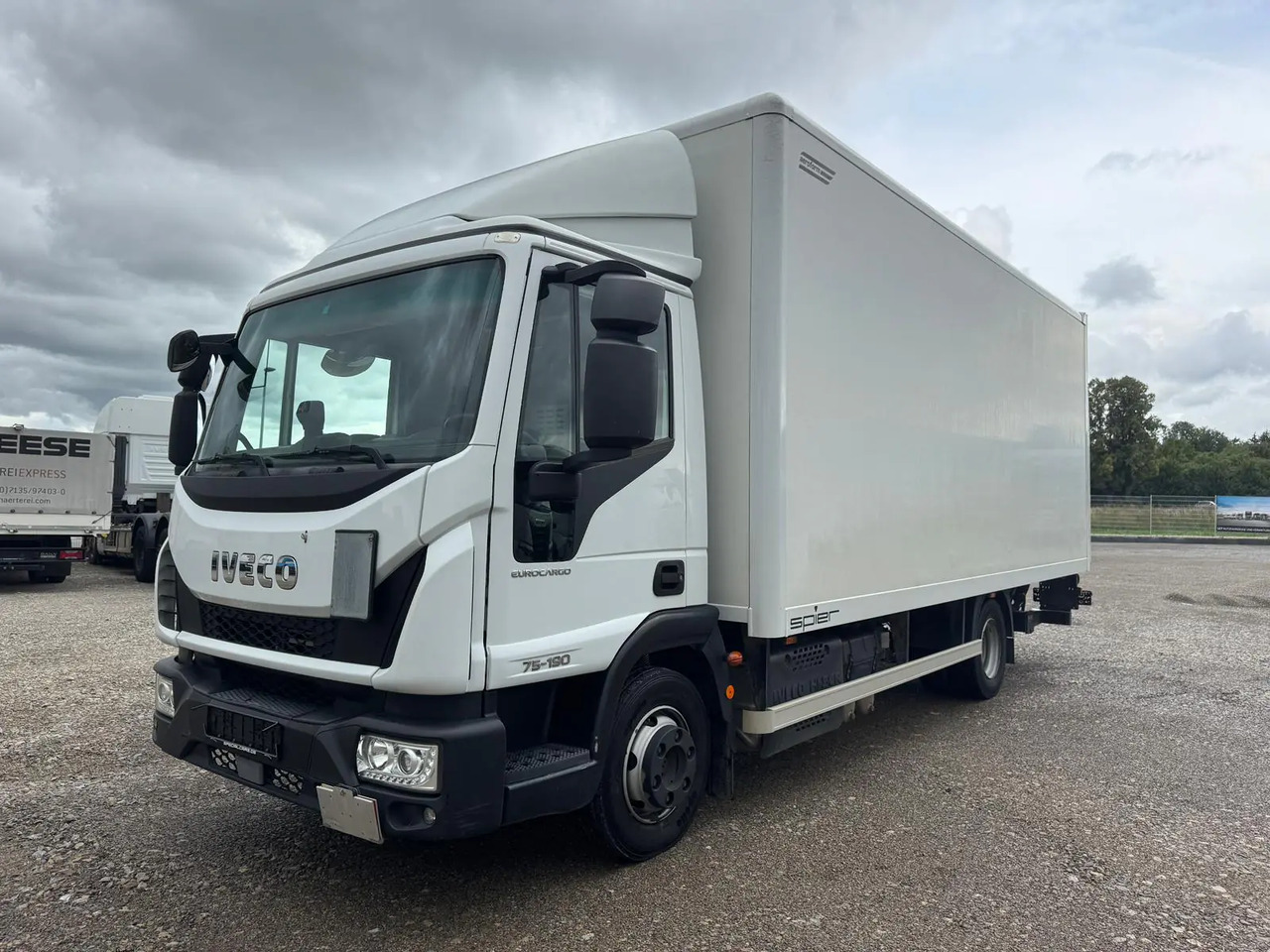 IVECO EUROCARGO 75E19P - Kamion sa zatvorenim sandukom: slika 1 IVECO EUROCARGO 75E19P - Kamion sa zatvorenim sandukom: slika 1