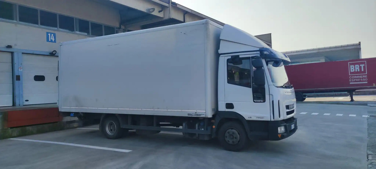 IVECO EUROCARGO 75E21 - Kamion sa zatvorenim sandukom: slika 1 IVECO EUROCARGO 75E21 - Kamion sa zatvorenim sandukom: slika 1