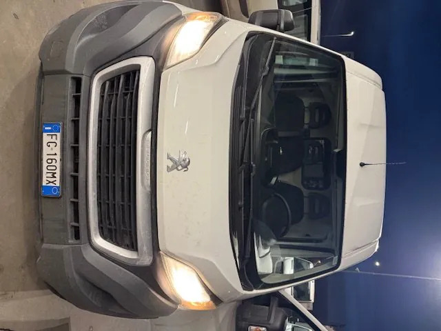 PEUGEOT BOXER FURGONE STANDARD - Furgon: slika 2 PEUGEOT BOXER FURGONE STANDARD - Furgon: slika 2