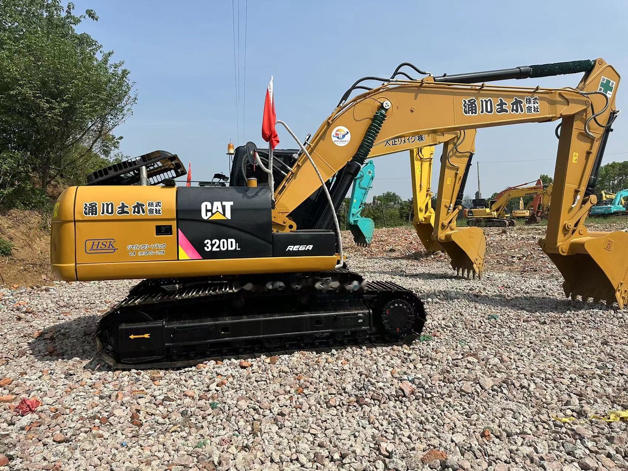 Caterpillar 320D2 - Bager guseničar: slika 2 Caterpillar 320D2 - Bager guseničar: slika 2