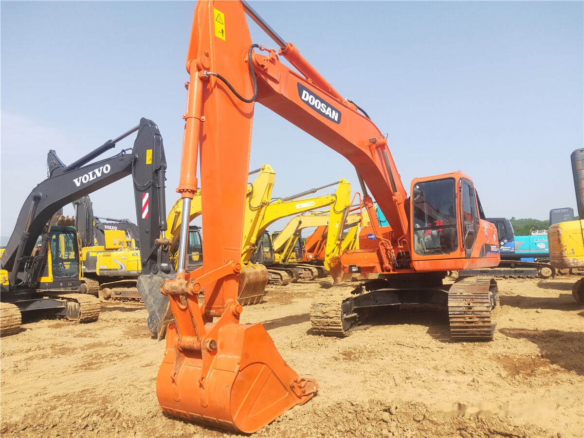 Bager guseničar Doosan DH225: slika 8
