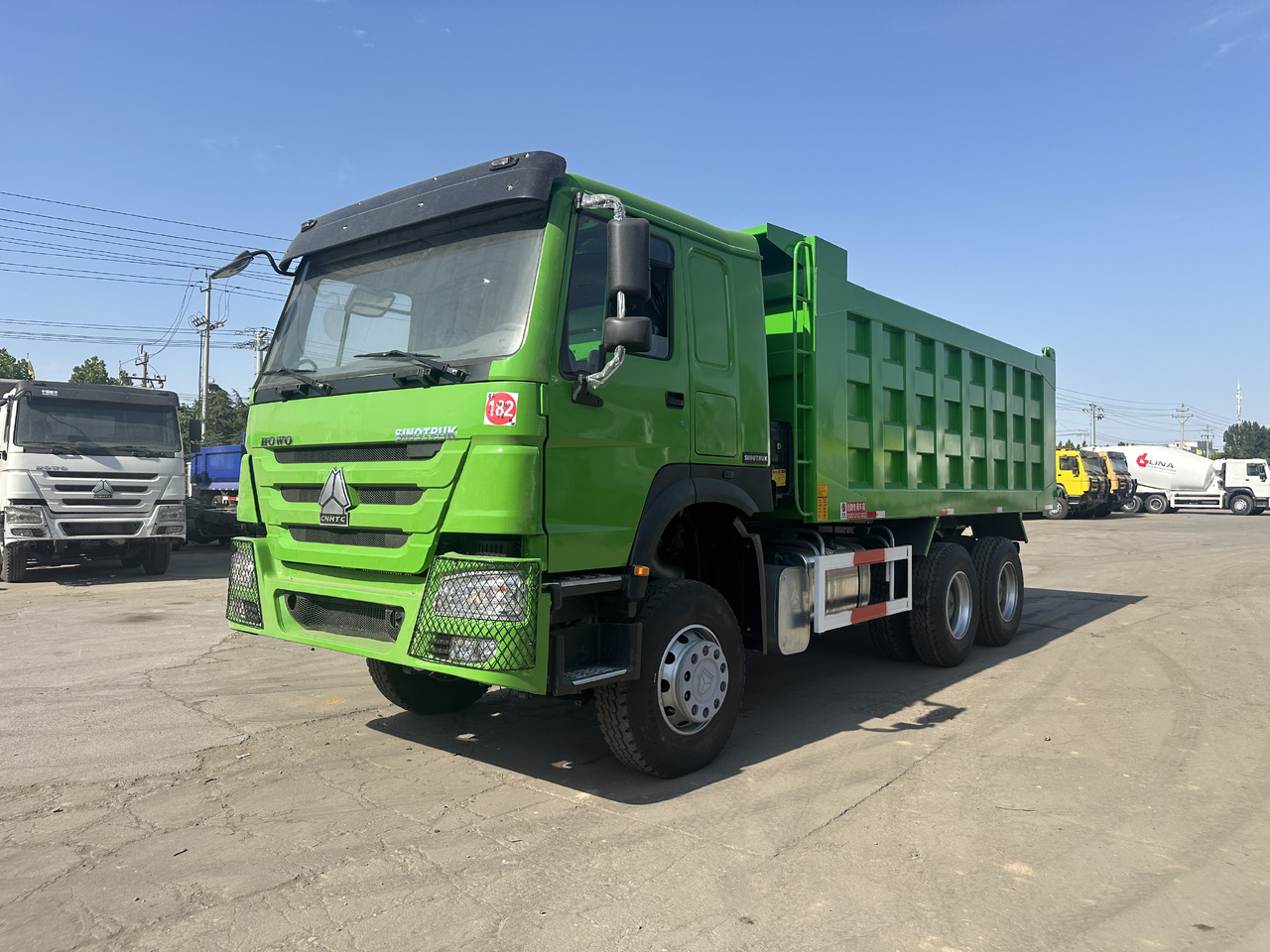 HOWO 371 6X4 - Istovarivač: slika 1 HOWO 371 6X4 - Istovarivač: slika 1