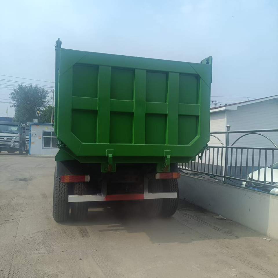HOWO 371 6X4 - Istovarivač: slika 4 HOWO 371 6X4 - Istovarivač: slika 4