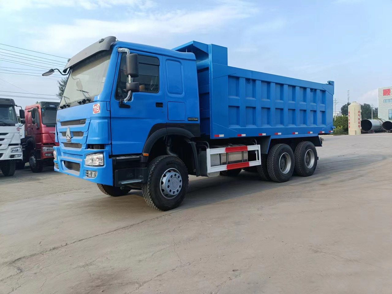 HOWO 371 6X4 - Istovarivač: slika 4 HOWO 371 6X4 - Istovarivač: slika 4