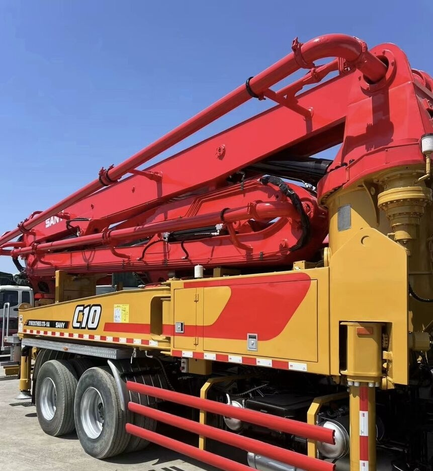 Hino Sany on chassis - Auto pumpa za beton: slika 5 Hino Sany on chassis - Auto pumpa za beton: slika 5