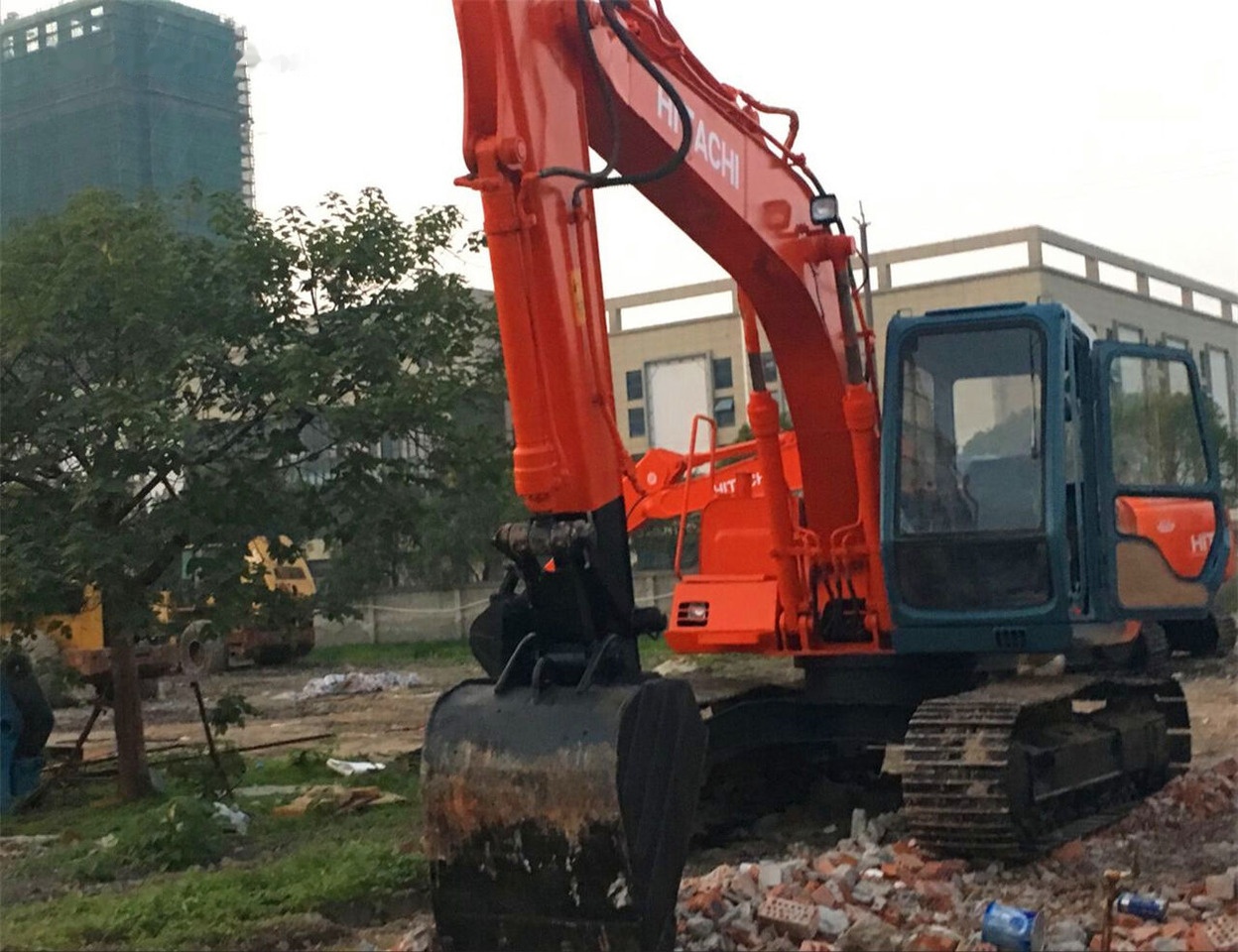 Hitachi EX120-3 - Bager guseničar: slika 5 Hitachi EX120-3 - Bager guseničar: slika 5