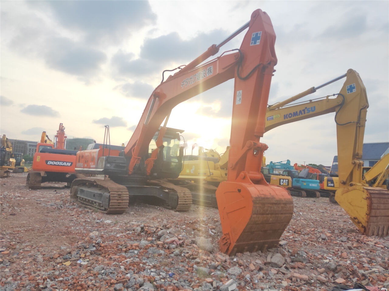 Hitachi ZX350H-3G - Bager guseničar: slika 3 Hitachi ZX350H-3G - Bager guseničar: slika 3