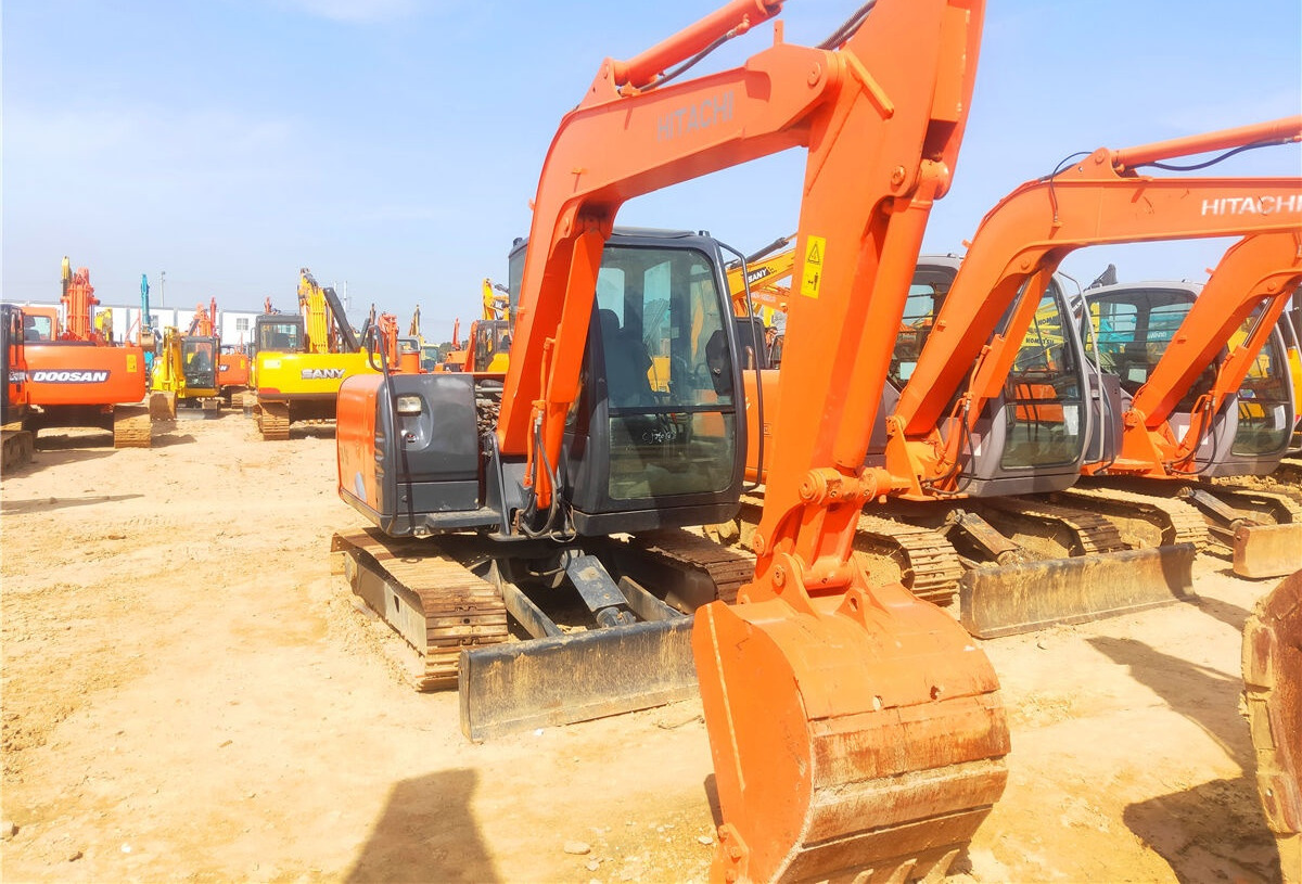 Hitachi ZX60 - Mini bager: slika 4 Hitachi ZX60 - Mini bager: slika 4