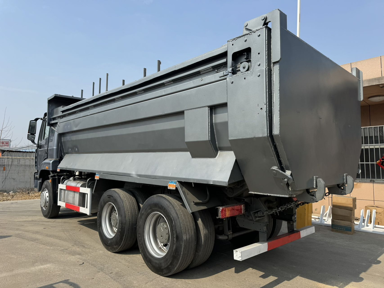 Howo HAOHAN DUMP TRUCK - Istovarivač: slika 4 Howo HAOHAN DUMP TRUCK - Istovarivač: slika 4