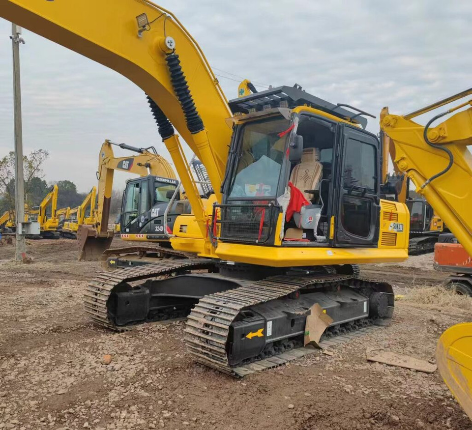 Komatsu PC200-8 - Bager guseničar: slika 4 Komatsu PC200-8 - Bager guseničar: slika 4