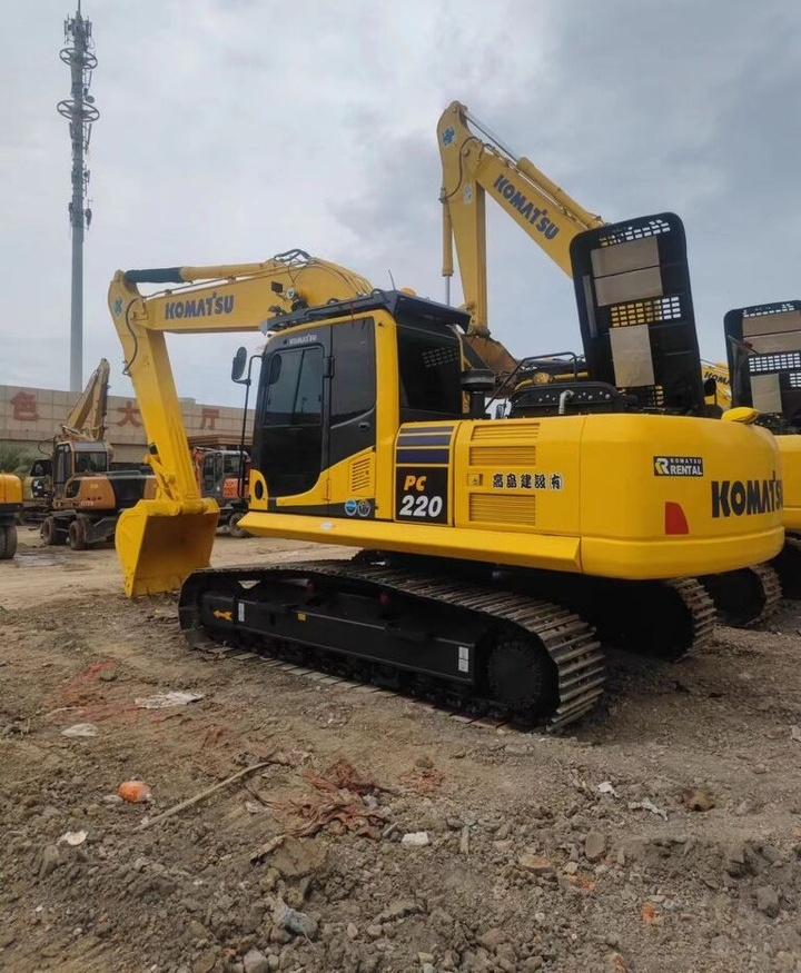 Komatsu PC220-8 - Bager guseničar: slika 2 Komatsu PC220-8 - Bager guseničar: slika 2