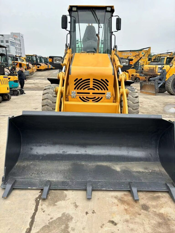 SDLG LGB680 - Bager utovarivač: slika 3 SDLG LGB680 - Bager utovarivač: slika 3