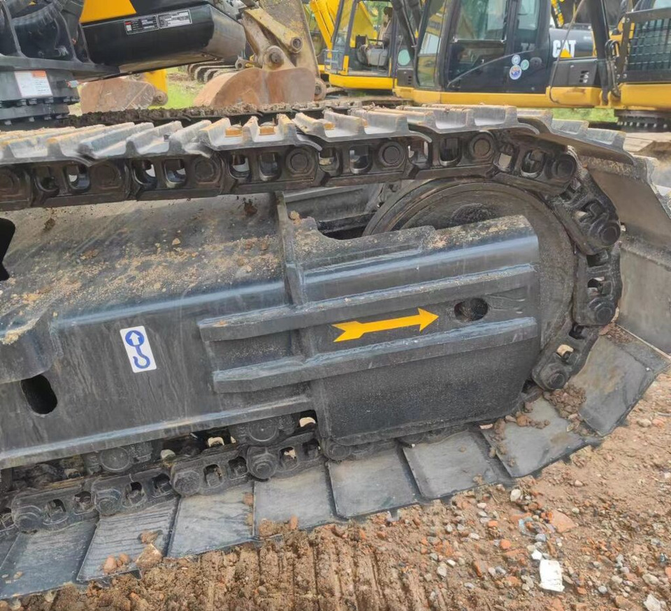 Sany 215C - Bager guseničar: slika 2 Sany 215C - Bager guseničar: slika 2