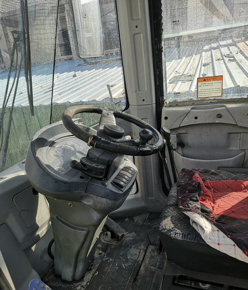 XCMG LW500KN - Utovarivač točkaš: slika 3 XCMG LW500KN - Utovarivač točkaš: slika 3