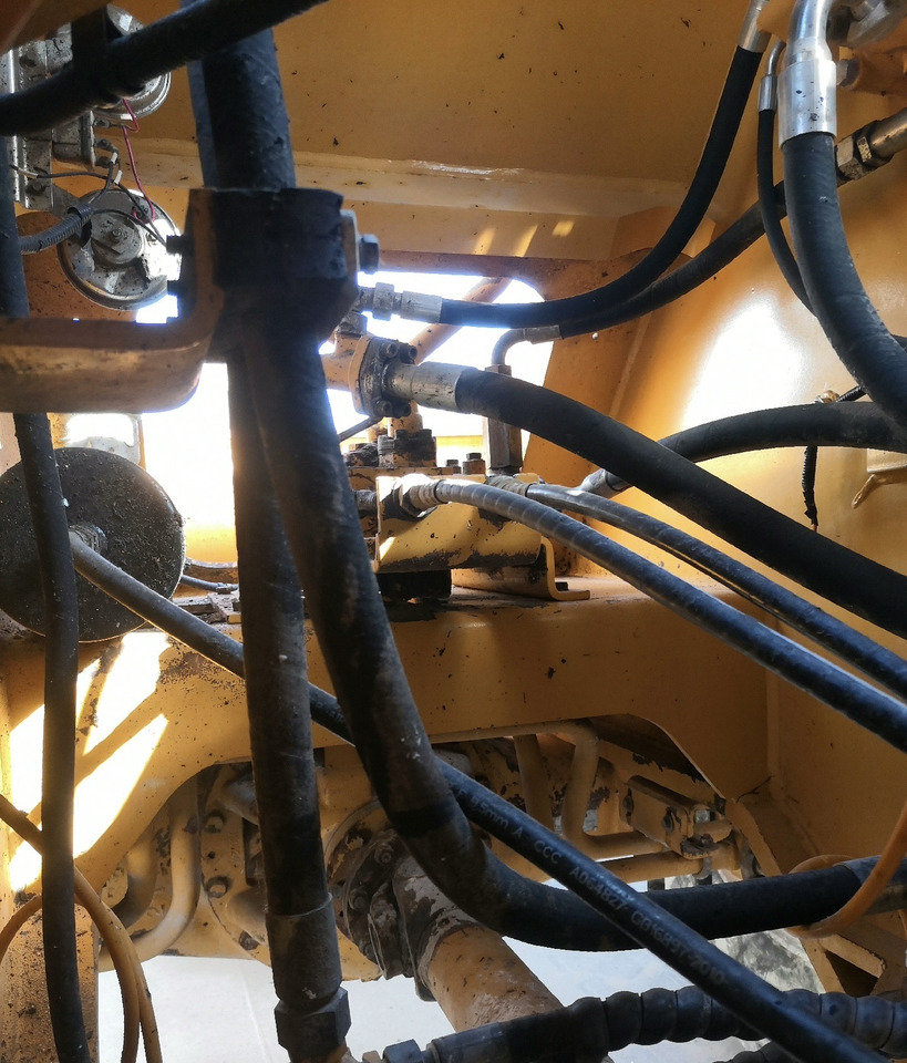 XCMG LW500KN - Utovarivač točkaš: slika 2 XCMG LW500KN - Utovarivač točkaš: slika 2