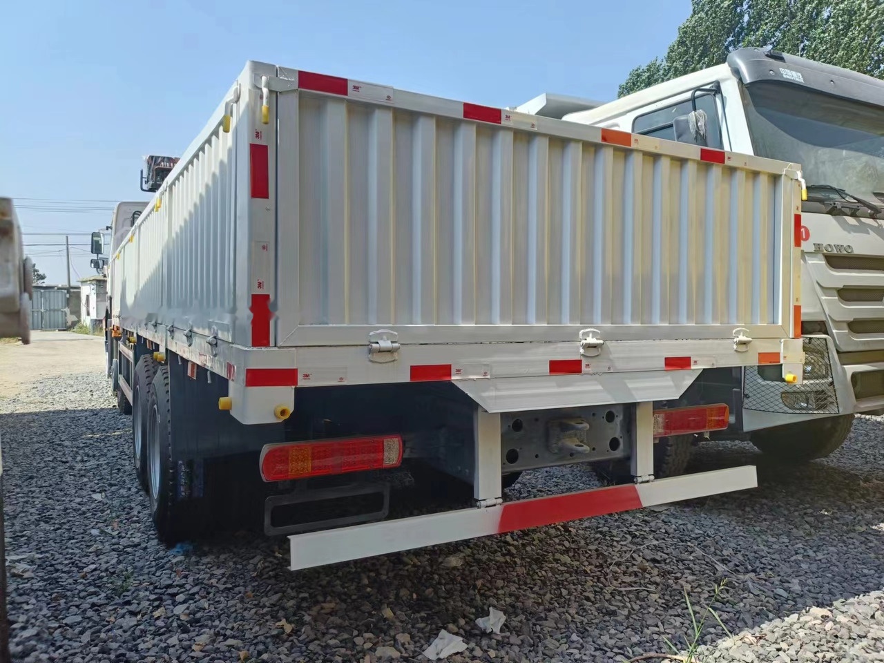 XCMG SQ8SK3Q - Kamion sa dizalicom: slika 1 XCMG SQ8SK3Q - Kamion sa dizalicom: slika 1