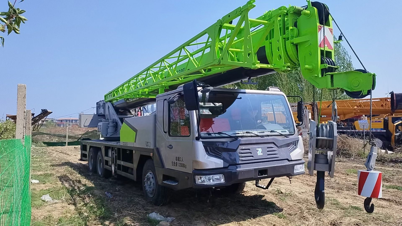 ZOOMLION ZTC300V - Pokretni kran: slika 1 ZOOMLION ZTC300V - Pokretni kran: slika 1