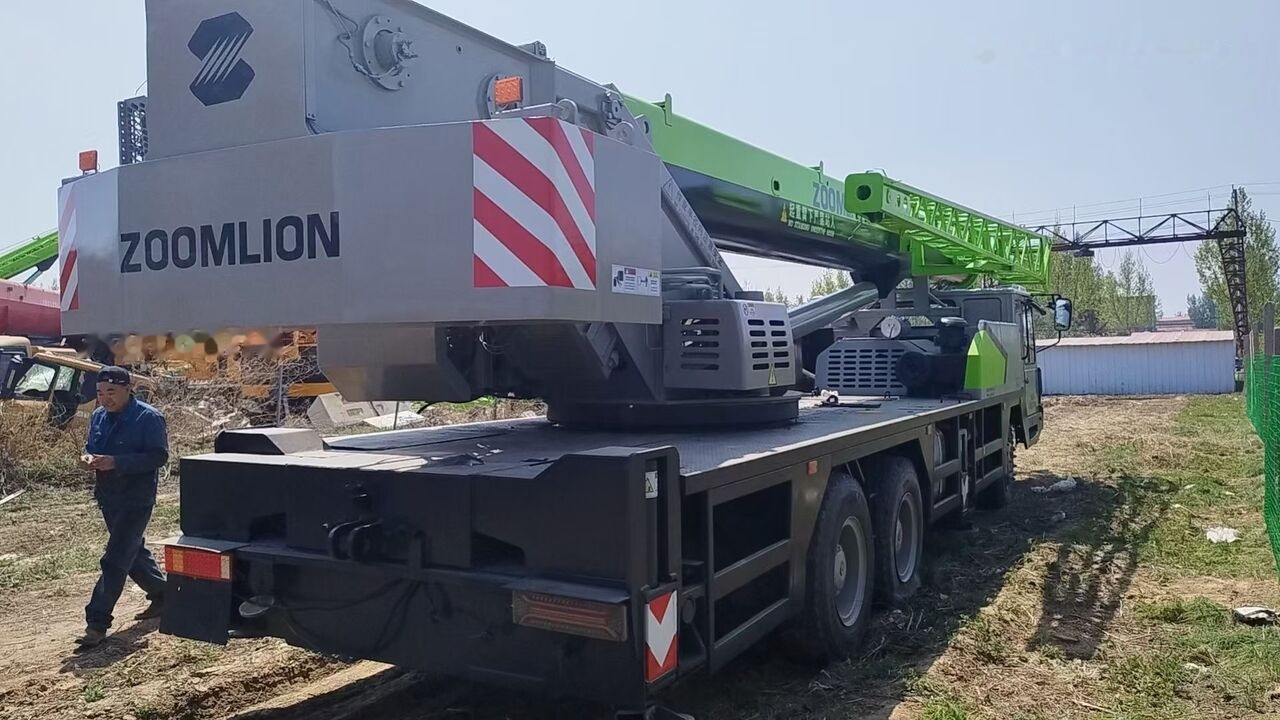 Zoomlion ZTC300V - Pokretni kran: slika 5 Zoomlion ZTC300V - Pokretni kran: slika 5