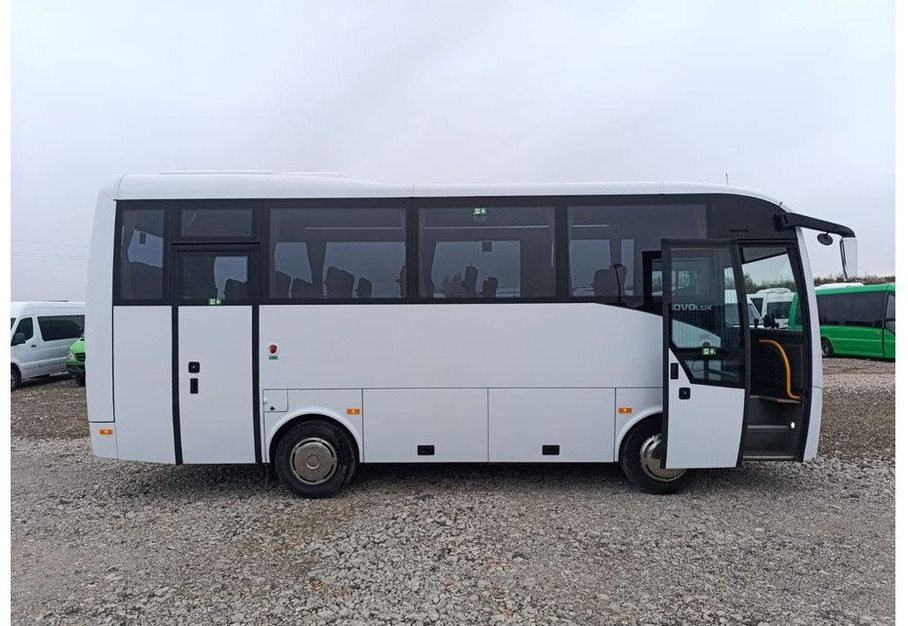 Isuzu Novolux - Prigradski autobus: slika 2 Isuzu Novolux - Prigradski autobus: slika 2