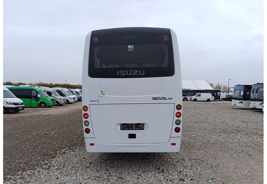 Isuzu Novolux - Prigradski autobus: slika 4 Isuzu Novolux - Prigradski autobus: slika 4