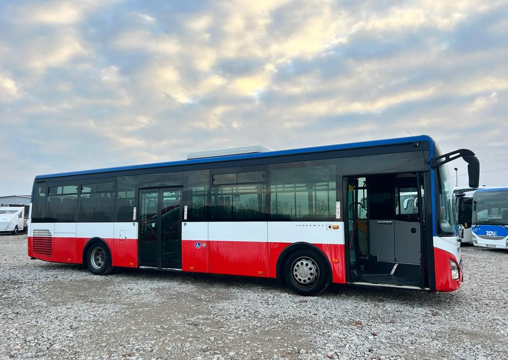 Iveco Crossway LE - Gradski autobus: slika 2 Iveco Crossway LE - Gradski autobus: slika 2