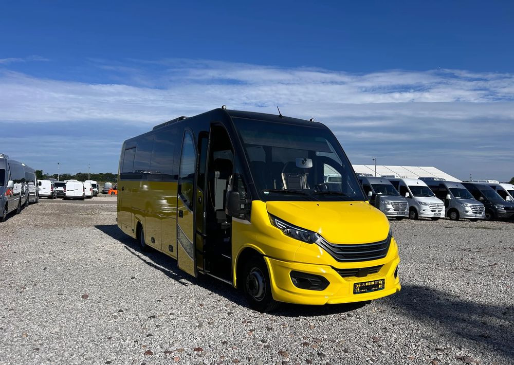 Iveco Daily - Minibus, Putnički kombi: slika 1 Iveco Daily - Minibus, Putnički kombi: slika 1