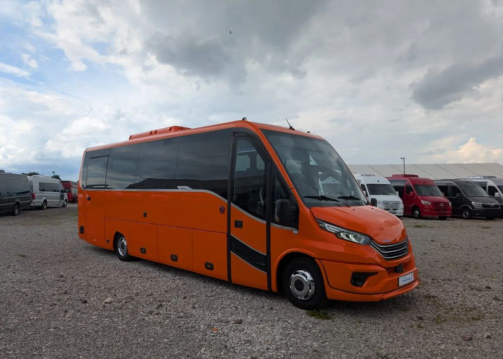 Iveco Daily - Minibus, Putnički kombi: slika 3 Iveco Daily - Minibus, Putnički kombi: slika 3