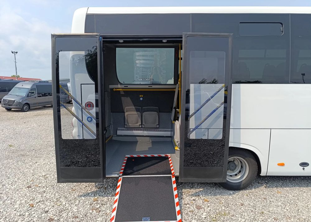 Iveco Mercus Daily City - Minibus, Putnički kombi: slika 5 Iveco Mercus Daily City - Minibus, Putnički kombi: slika 5