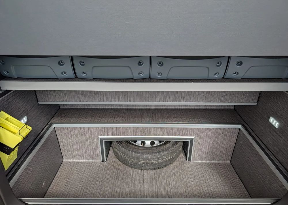 Minibus, Putnički kombi novi MAN TGE 5.160: slika 7