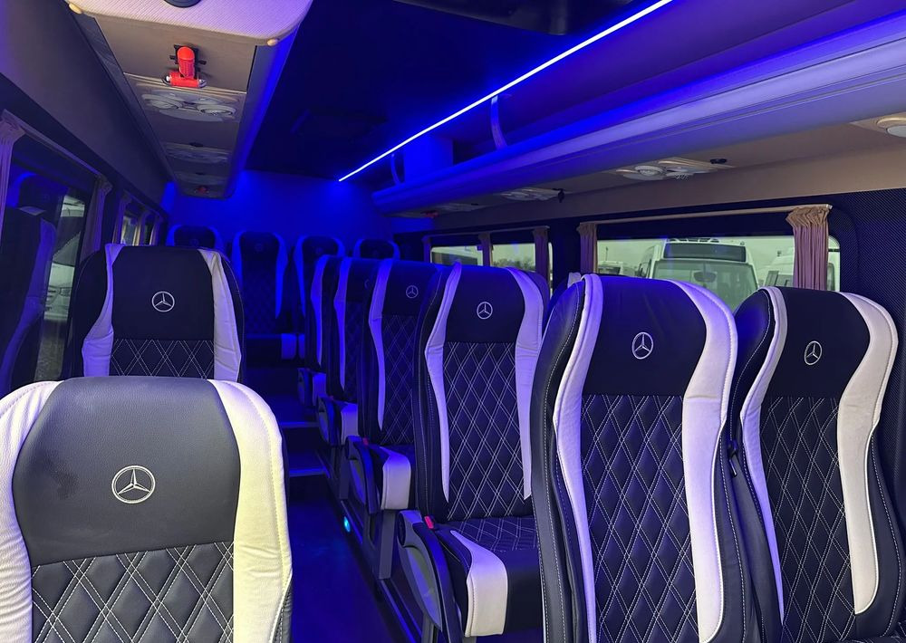 Minibus, Putnički kombi novi Mercedes-Benz Sprinter 519: slika 16