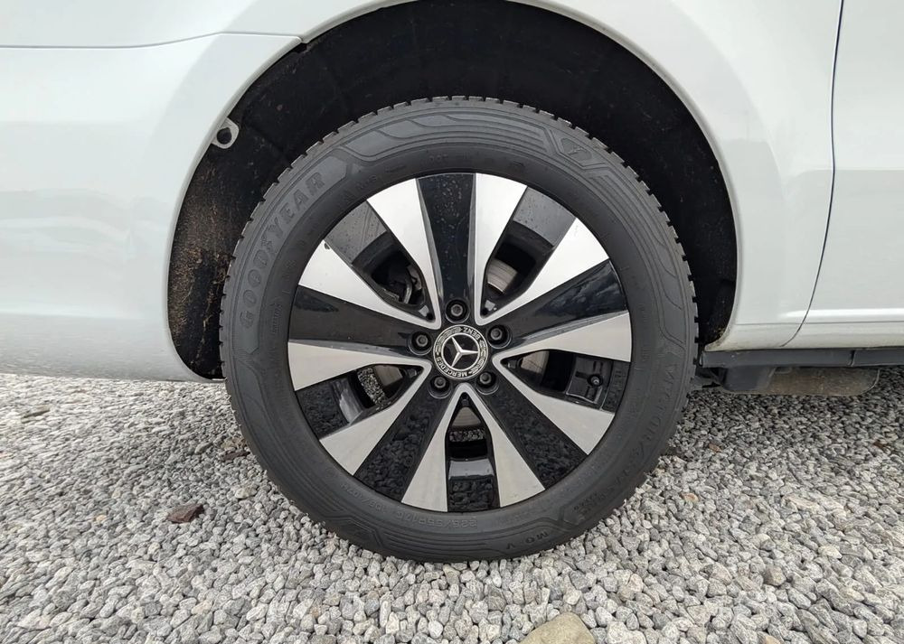 Mercedes-Benz Vito Tourer 114 - Minibus, Putnički kombi: slika 4 Mercedes-Benz Vito Tourer 114 - Minibus, Putnički kombi: slika 4