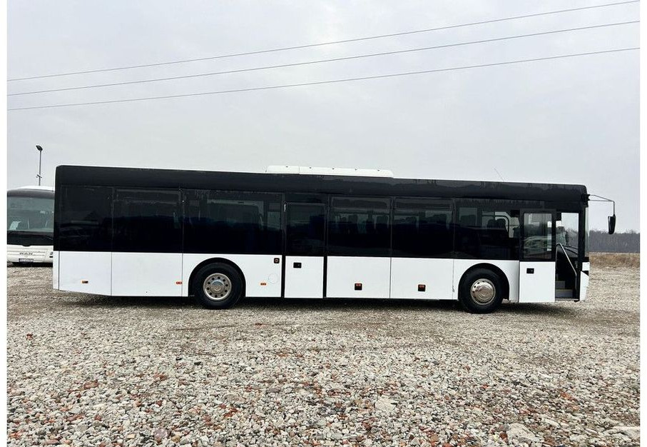 Solaris InterUrbino - Prigradski autobus: slika 4 Solaris InterUrbino - Prigradski autobus: slika 4