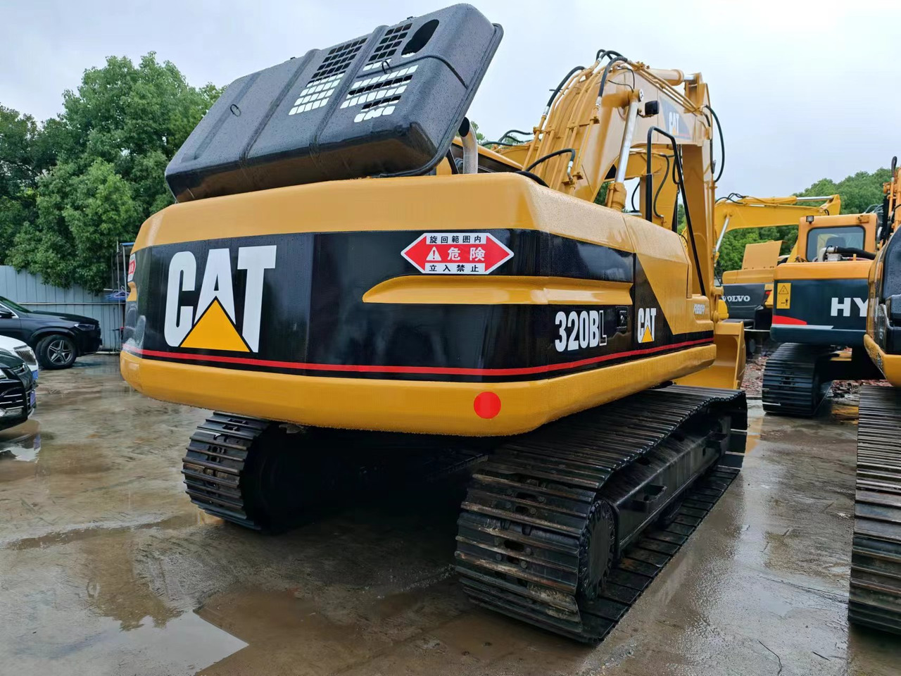 CATERPILLAR 320BL - Bager guseničar: slika 2 CATERPILLAR 320BL - Bager guseničar: slika 2
