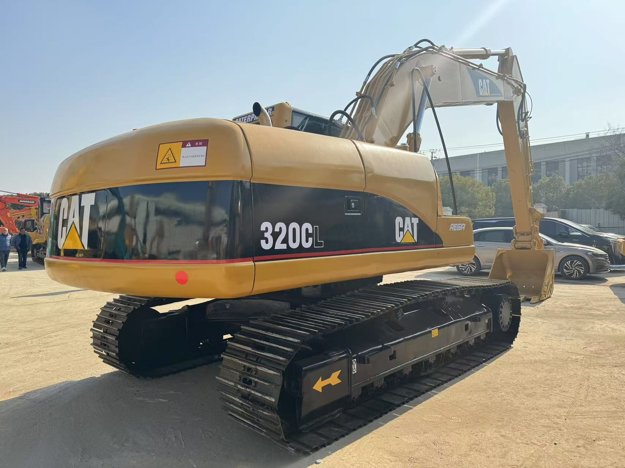 CATERPILLAR 320C - Bager guseničar: slika 2 CATERPILLAR 320C - Bager guseničar: slika 2