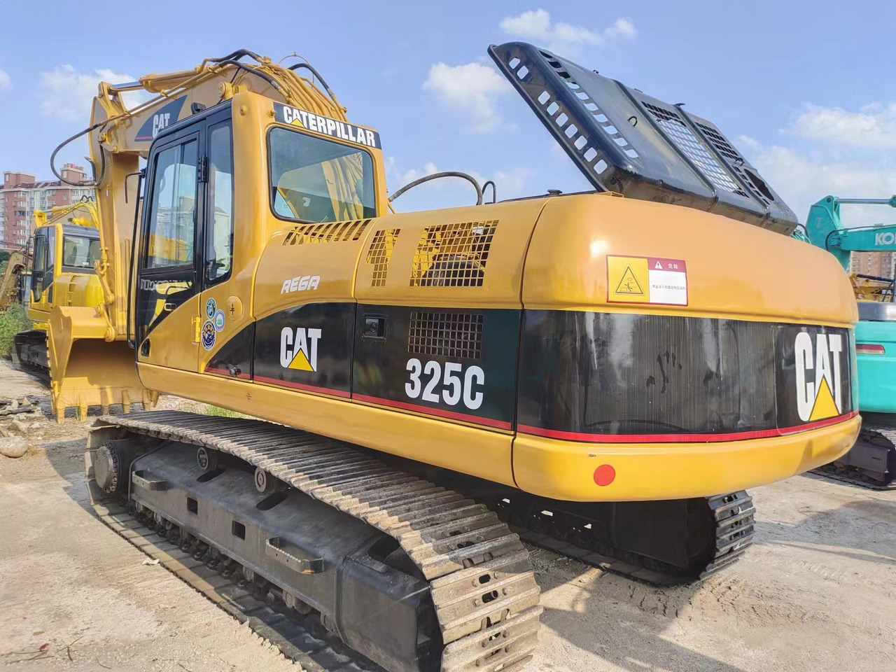 CATERPILLAR 325C - Bager guseničar: slika 2 CATERPILLAR 325C - Bager guseničar: slika 2
