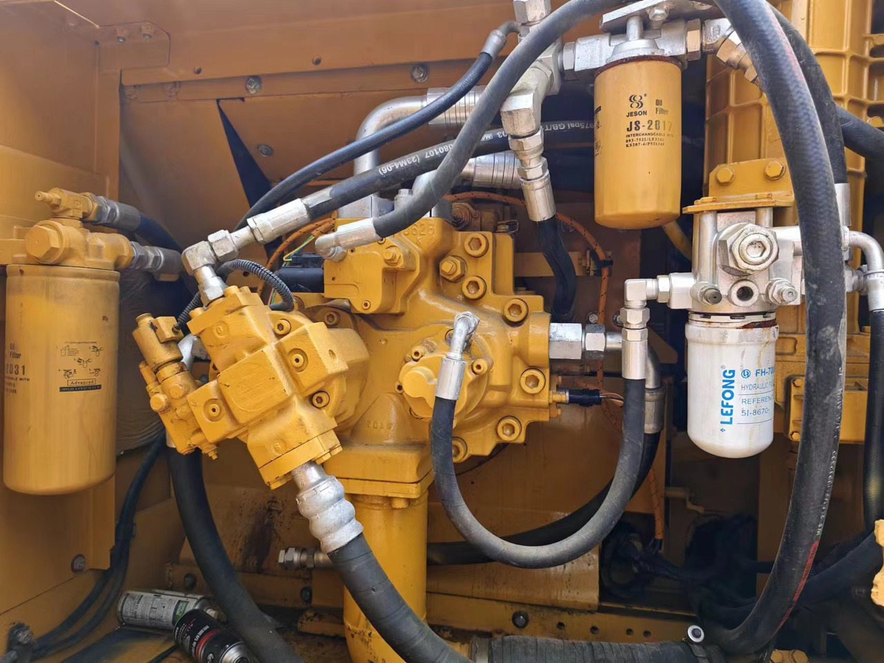 CATERPILLAR 336D2L CAT 336 320 325 - Bager guseničar: slika 4 CATERPILLAR 336D2L CAT 336 320 325 - Bager guseničar: slika 4