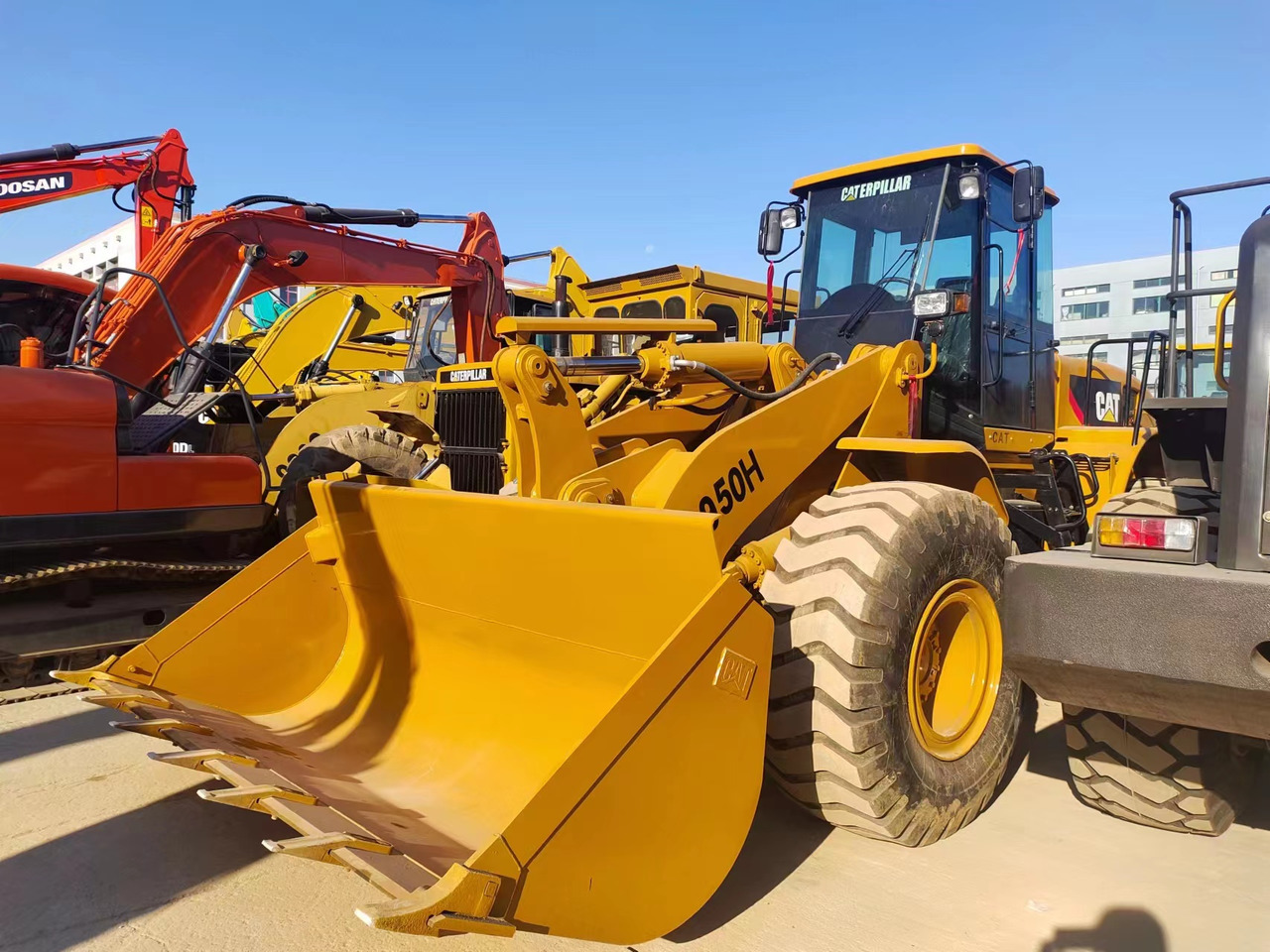 CATERPILLAR 950H - Utovarivač točkaš: slika 5 CATERPILLAR 950H - Utovarivač točkaš: slika 5