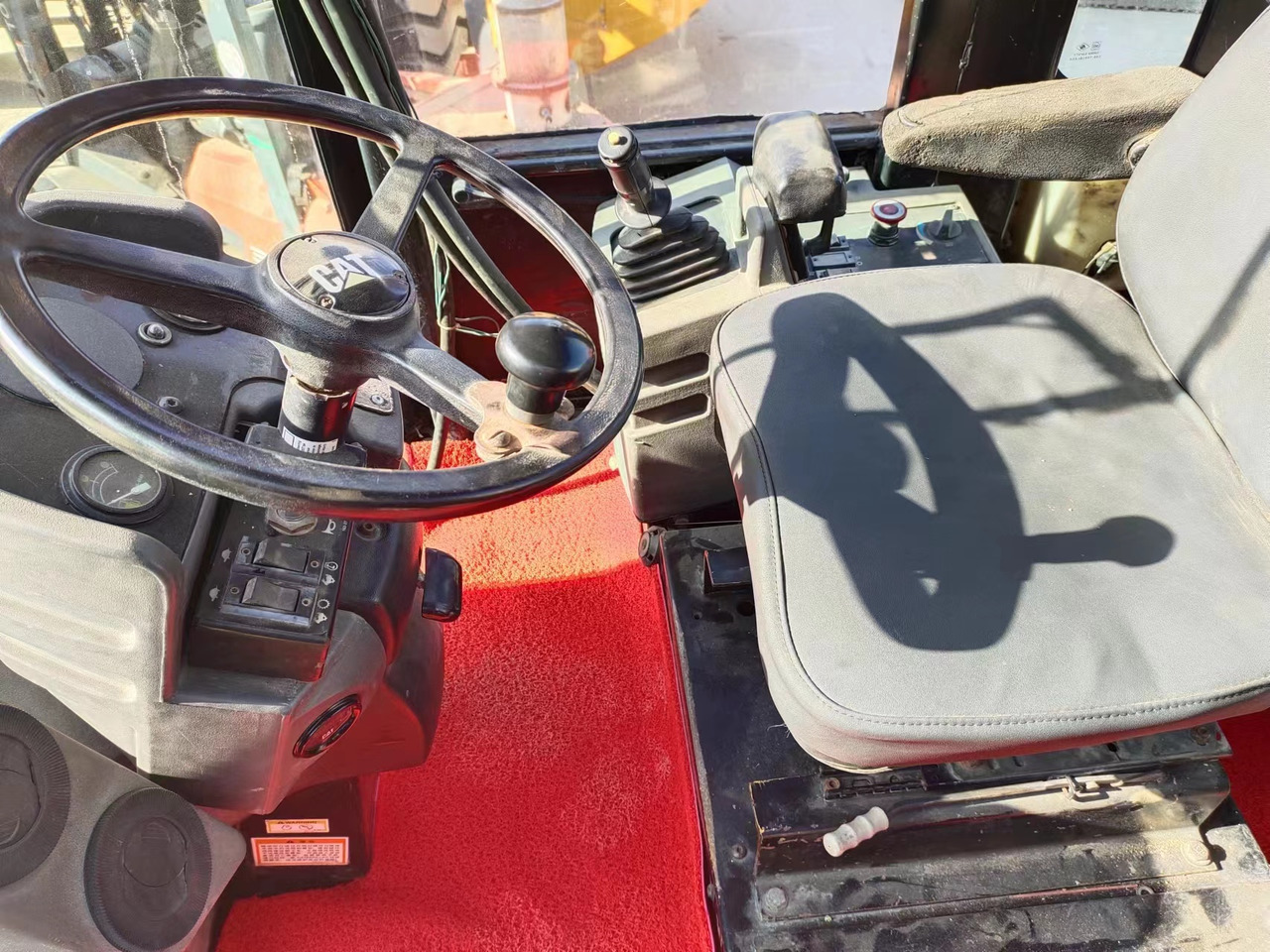 Kompaktor CATERPILLAR CS683E: slika 6