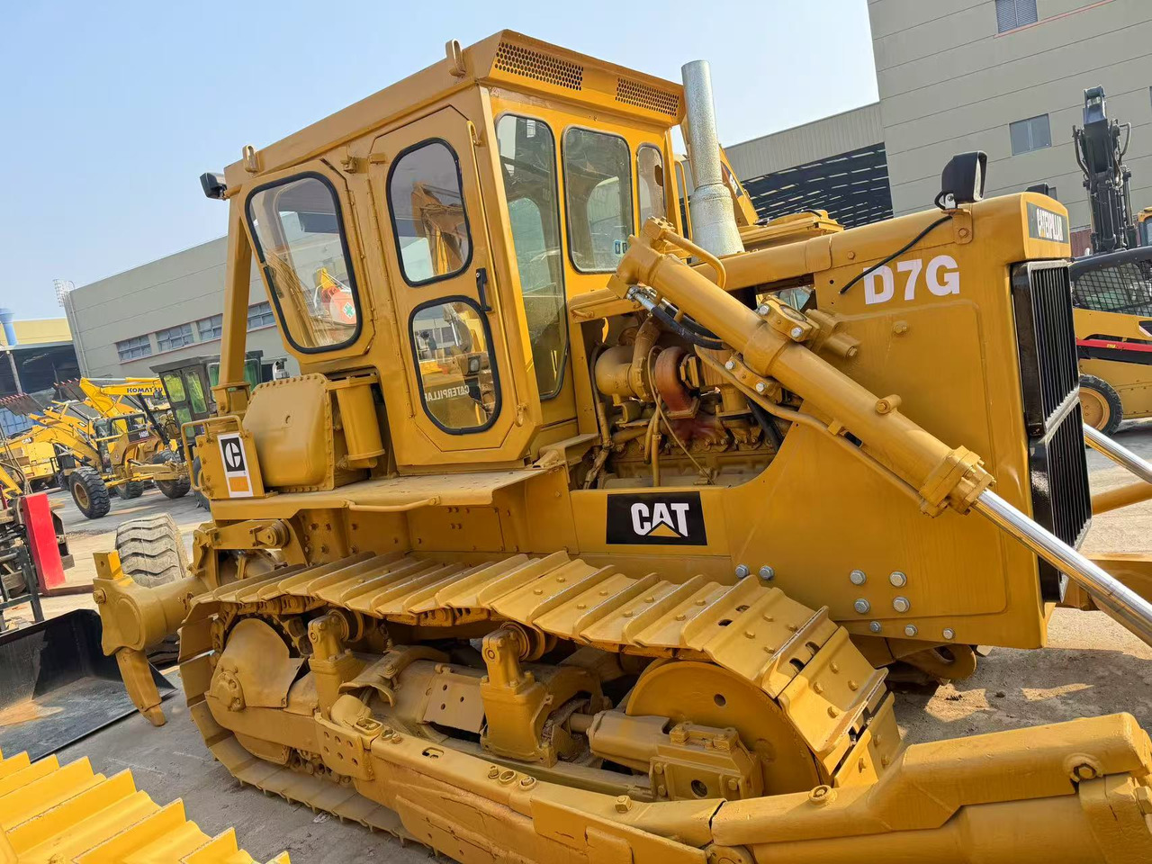 CATERPILLAR D7G - Buldožer: slika 2 CATERPILLAR D7G - Buldožer: slika 2
