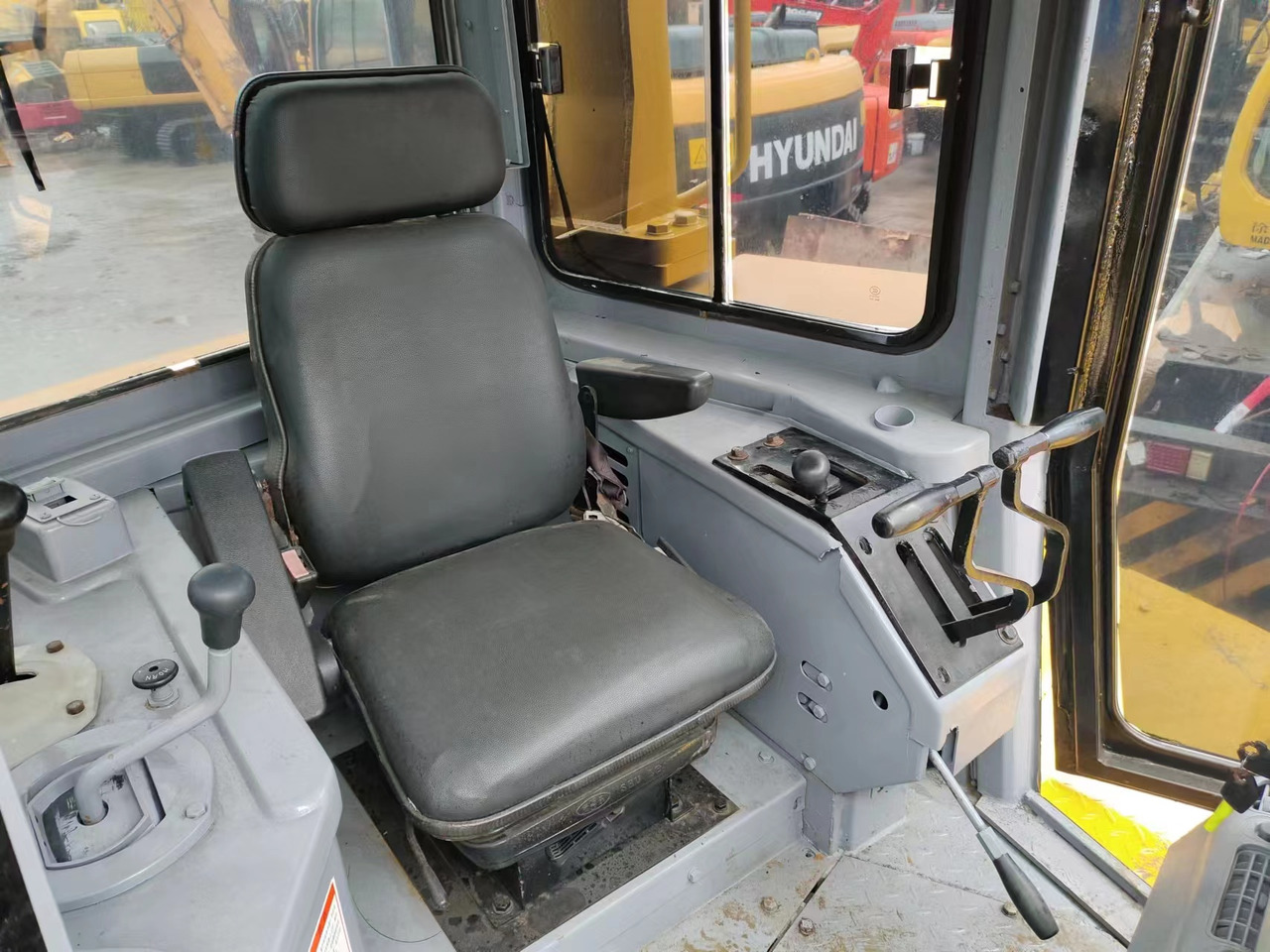 CATERPILLAR D7R - Buldožer: slika 4 CATERPILLAR D7R - Buldožer: slika 4