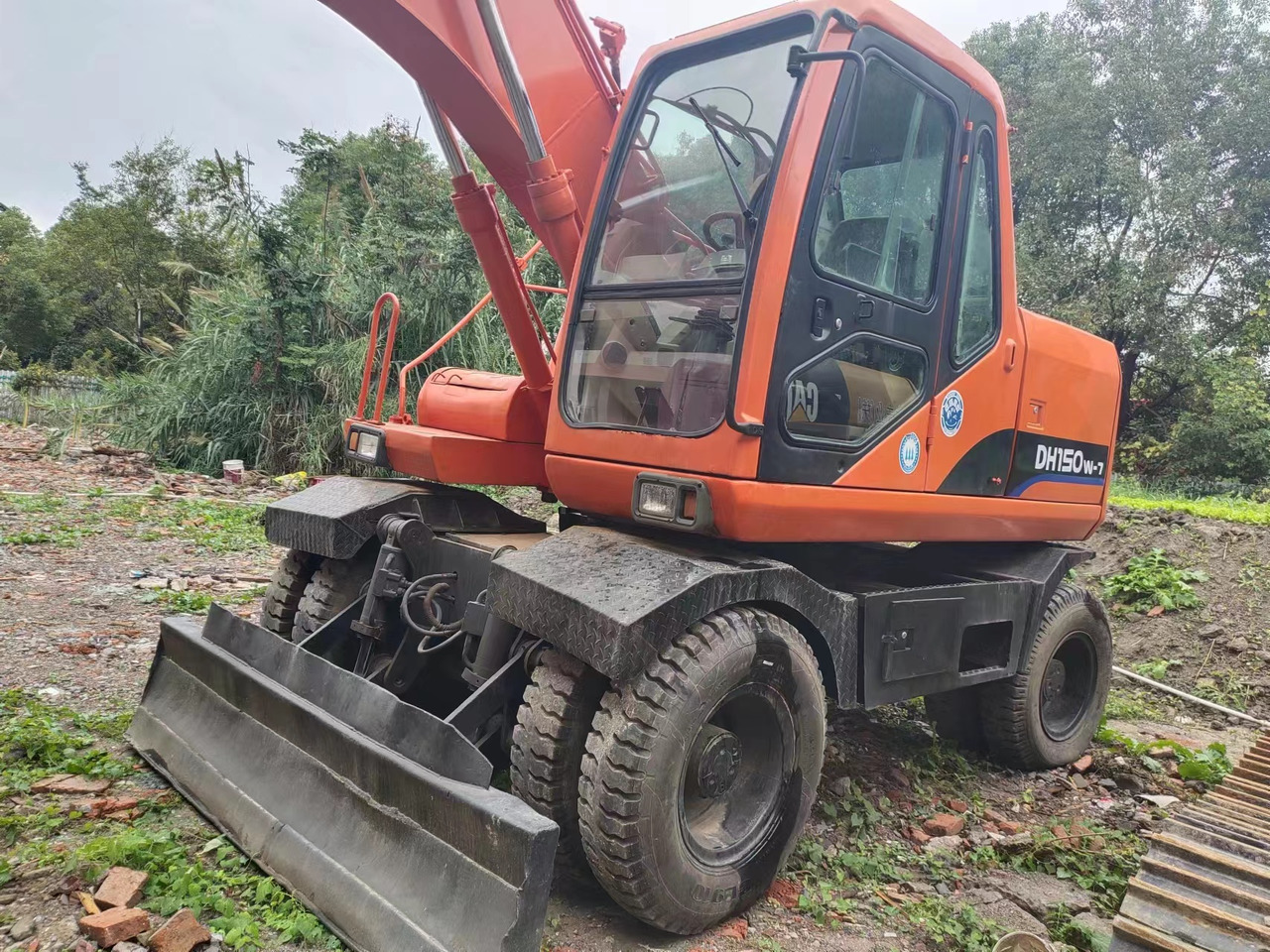 DOOSAN DH150W-7 - Bager točkaš: slika 3 DOOSAN DH150W-7 - Bager točkaš: slika 3